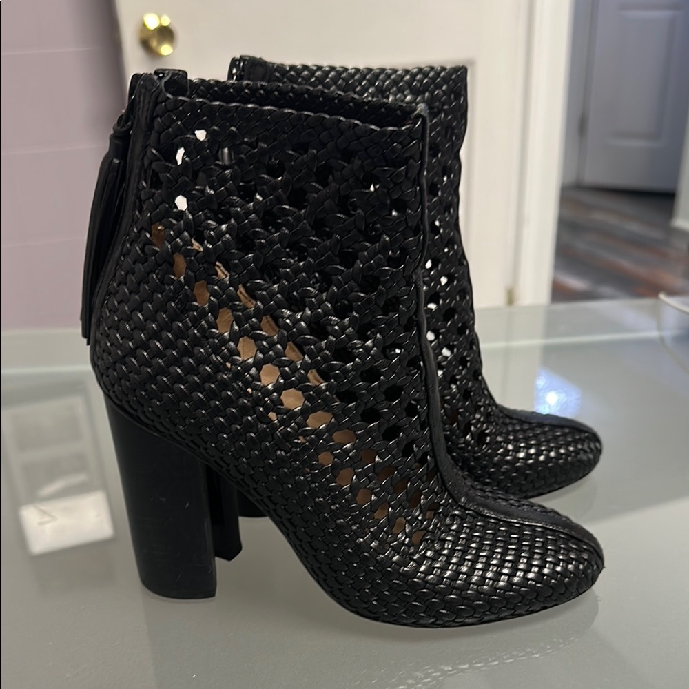 Tory Burch  5.1/2 Black Woven Ankle Boots